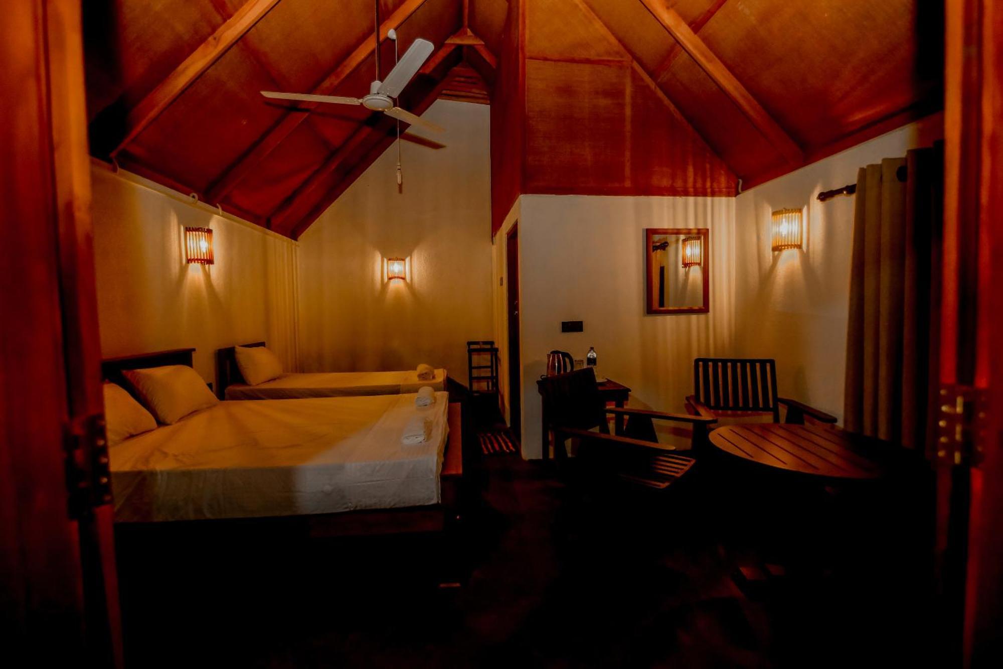 The Rainforest Hideaway Deniyaya Exterior photo